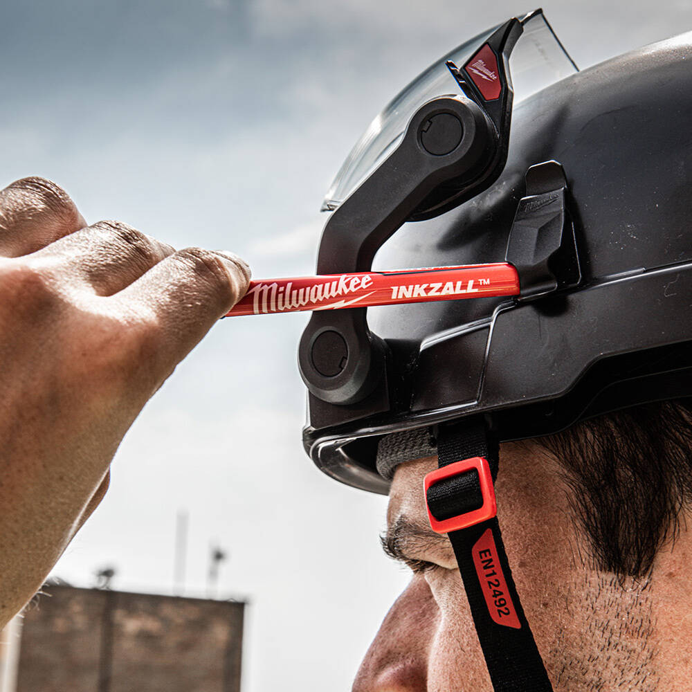 BOLT200 Siyah Baret - Hava Delikli - 2